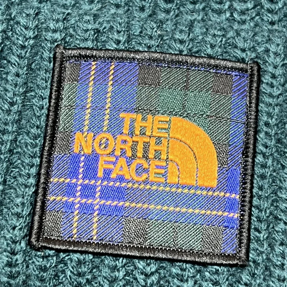 The North Face Beanie Unisex One Size Green Plaid Patch Knit Lined NFOA3FJW